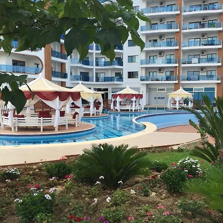 Apartment Family In Azura Park